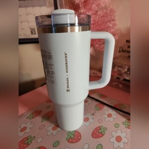 Stanley/Starbucks Tumbler Spring Blue 40oz
